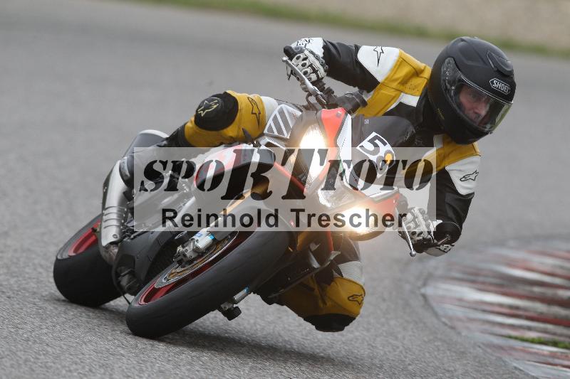 Archiv-2025/10 23.04.2025 Cornu Master School ADR/rot-rouge/58